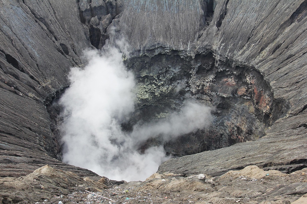 印尼火山最新动态发布，活动与影响分析今日揭晓