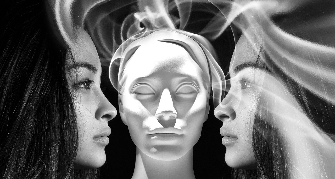 光环背后的故事，绯闻女明星的隐秘世界