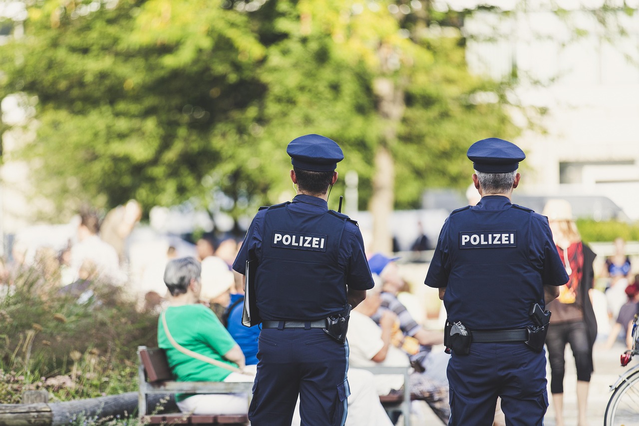 最新公安警务技术革新，一脚下载的未来展望