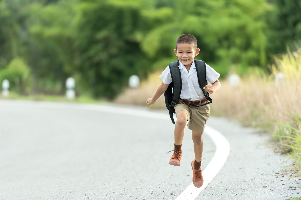 小学校园新鲜事揭秘，孩子们的快乐时光
