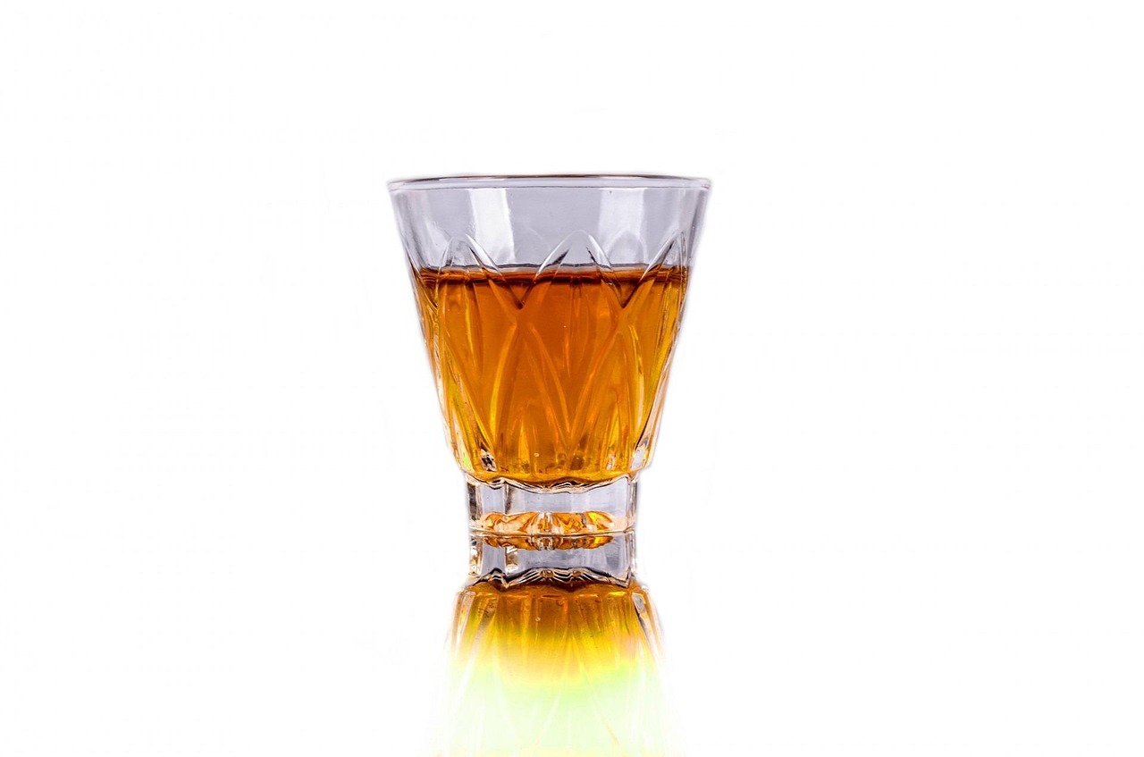 调酒师资讯速递，掌握行业动态，引领饮品时尚潮流