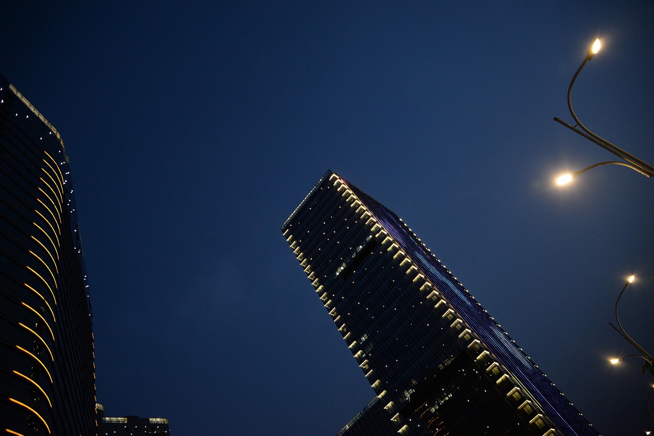 福州璀璨夜景，夜色中的璀璨明珠闪耀迷人光彩