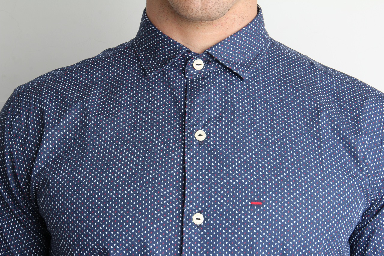 探索2017年男士流行趋势,短发造型引领时尚风潮